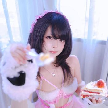 Full leaked Miu cosplayer  page private photo