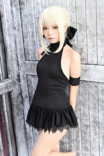 Full leaked Miu cosplayer private photo