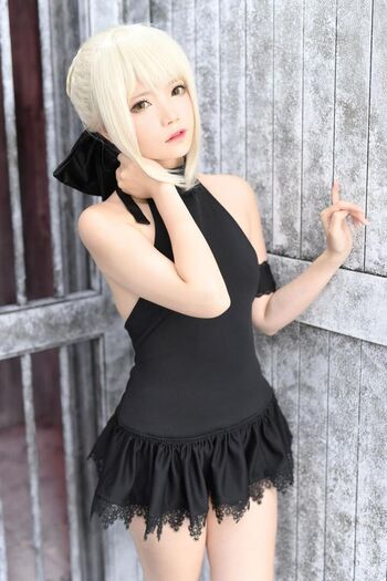 Full leaked Miu cosplayer private photo