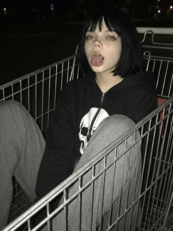 Full leaked Miu leone private onlyfans photo