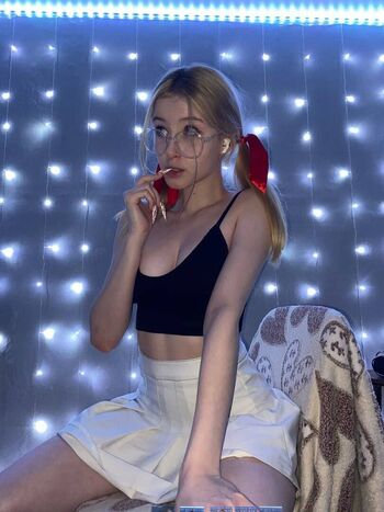 Full leaked Miumiumurr private onlyfans photo