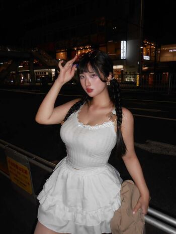 Full leaked Miya private onlyfans photo