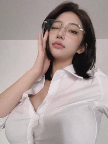 Full leaked Miyu kitty private photo