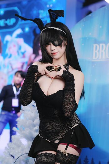 Full leaked Mizhi mao page private onlyfans photo