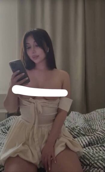 Full leaked Mizlzim private photo