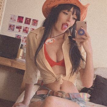 Full leaked Mizuhart private photo