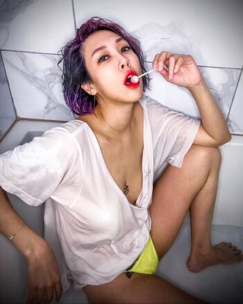 Full leaked Mizz hwa private onlyfans photo