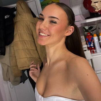 Full leaked Mkdobo private onlyfans photo