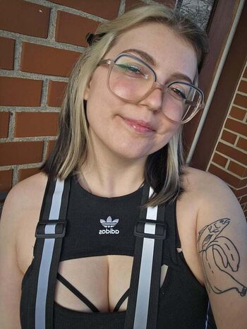 Full leaked Mlglauch private onlyfans photo