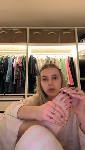 Full leaked Mllexchloe private photo