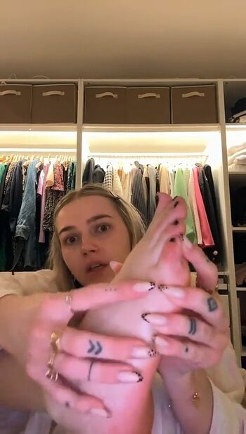 Full leaked Mllexchloe private photo