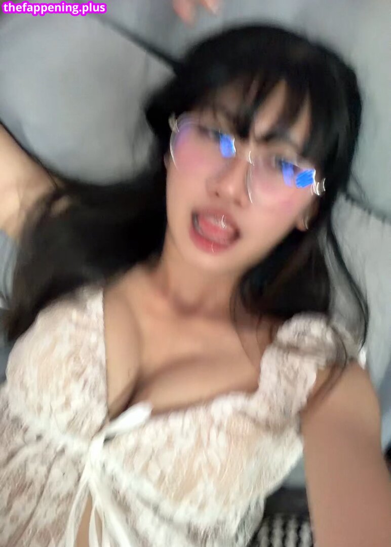 MMiko / mikomiko9934 / mmiko.and Foto OnlyFans Desnuda #1