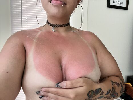 Full leaked Moanmona private photo