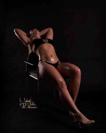 Full leaked Mobounce private photo