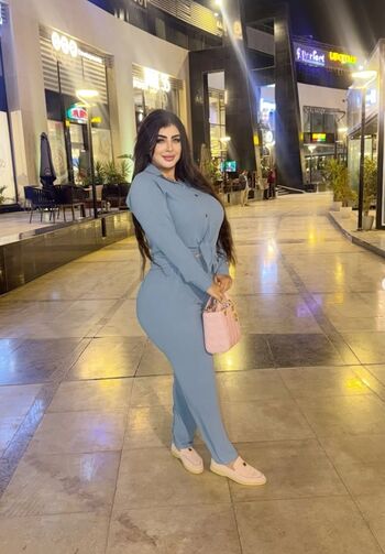 Full leaked Modern arab babes private onlyfans photo