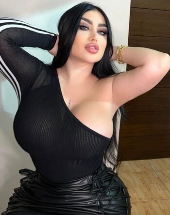 Full leaked Modern arab babes private onlyfans photo