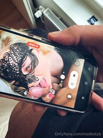 Full leaked Modestyb private photo