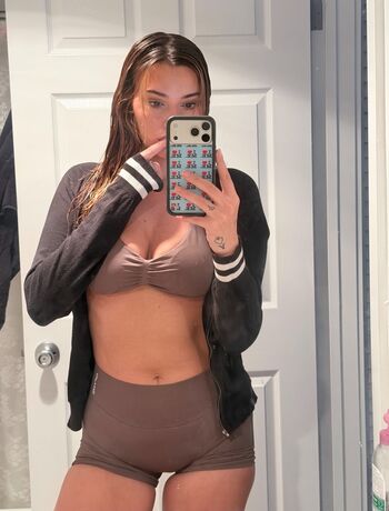 Full leaked Mole private onlyfans photo