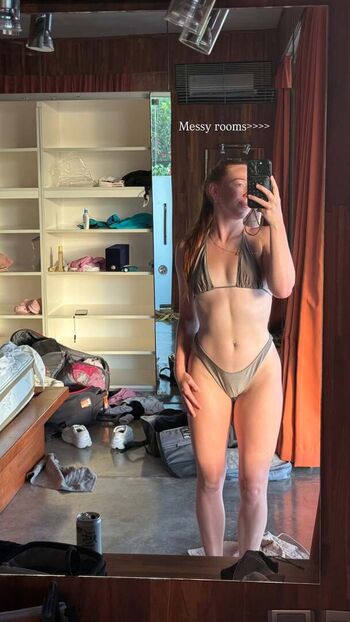 Full leaked Molly carlson private photo