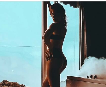 Full leaked Molly castilhos private photo