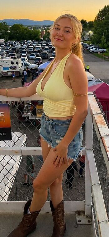 Full leaked Molly chriss private photo