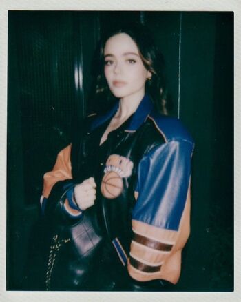 Full leaked Molly gordon private photo