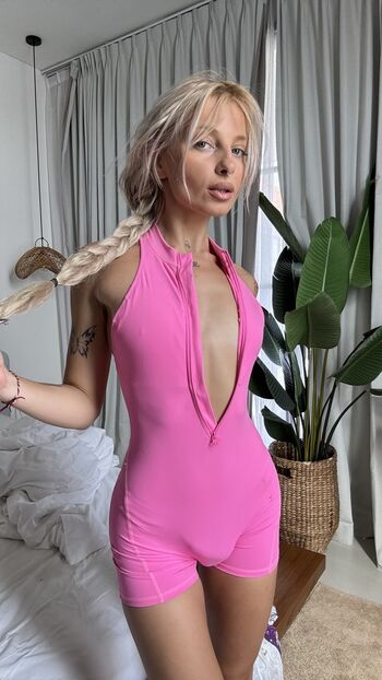 Full leaked Molly moore private photo