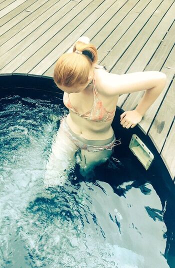 Full leaked Molly quinn private photo