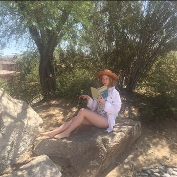 Full leaked Molly quinn private photo