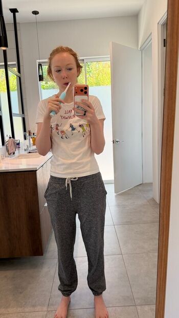 Full leaked Molly quinn private photo