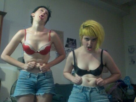 Full leaked Molly soda private photo
