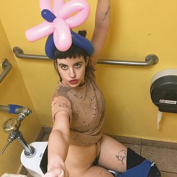 Full leaked Molly soda private photo
