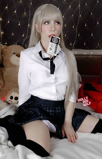 Full leaked Mollyredwolf page private photo