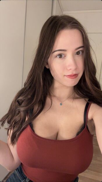 Full leaked Mollyswes private onlyfans photo