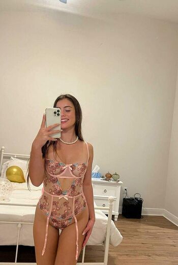 Full leaked Mollyyberglundss private photo