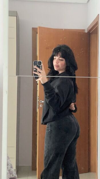 Full leaked Molodoya private photo