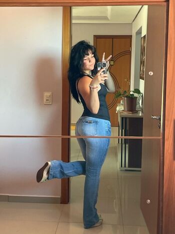 Full leaked Molodoya private photo