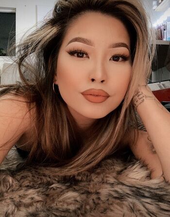 Full leaked Mommachannie private photo