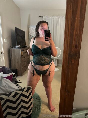 Full leaked Mommagerth page private onlyfans photo