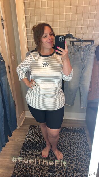 Full leaked Mommagerth page private onlyfans photo