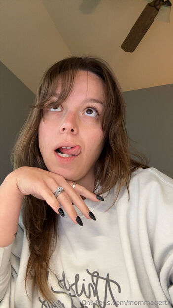 Full leaked Mommagerth page private onlyfans photo