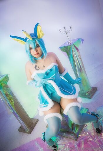 Full leaked Momoiro cosplay page private onlyfans photo