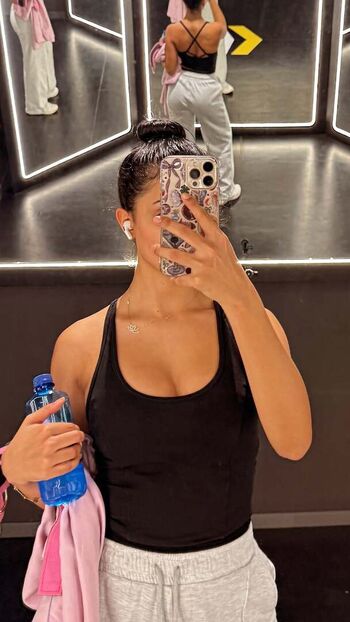 Full leaked Momortelle immomortelle private onlyfans photo