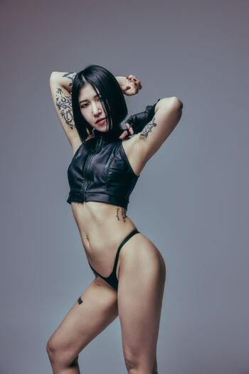 Full leaked Mona enju private onlyfans photo