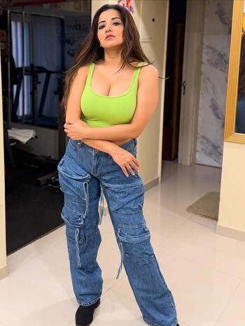 Full leaked Mona lisa private onlyfans photo