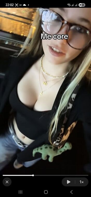 Full leaked Mona mona private onlyfans photo