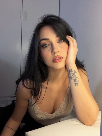 Full leaked Mona schon private onlyfans photo