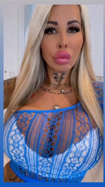 Full leaked Monamonique private photo
