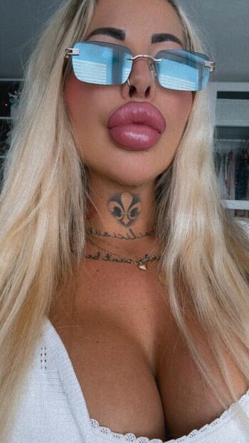 Full leaked Monamonique private photo