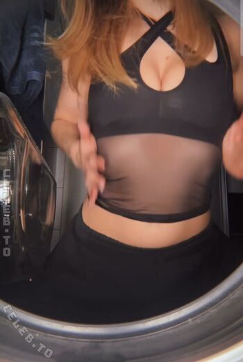 Full leaked Monawithoutlisa private onlyfans photo